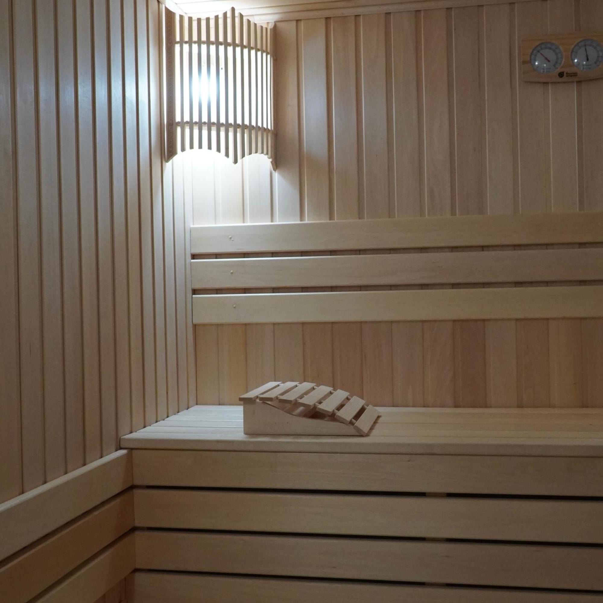 Golden Dragon Hotell Bisjkek Eksteriør bilde